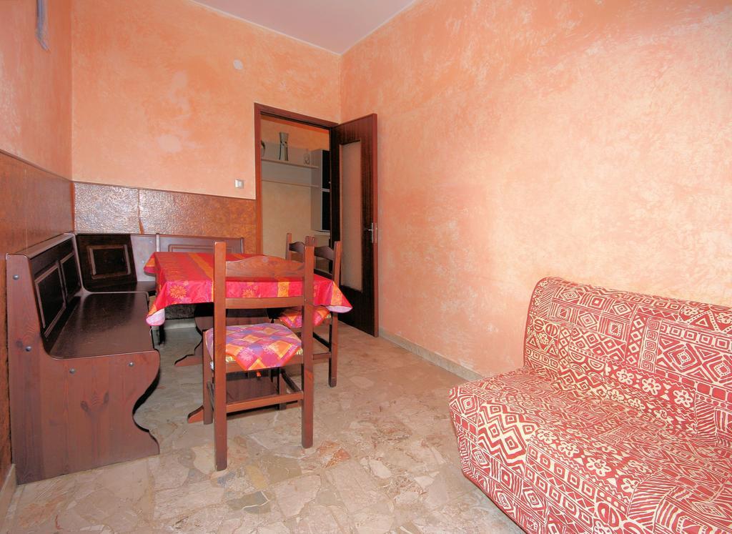 Aria Di Mare Apartment Borghetto Santo Spirito Exterior photo